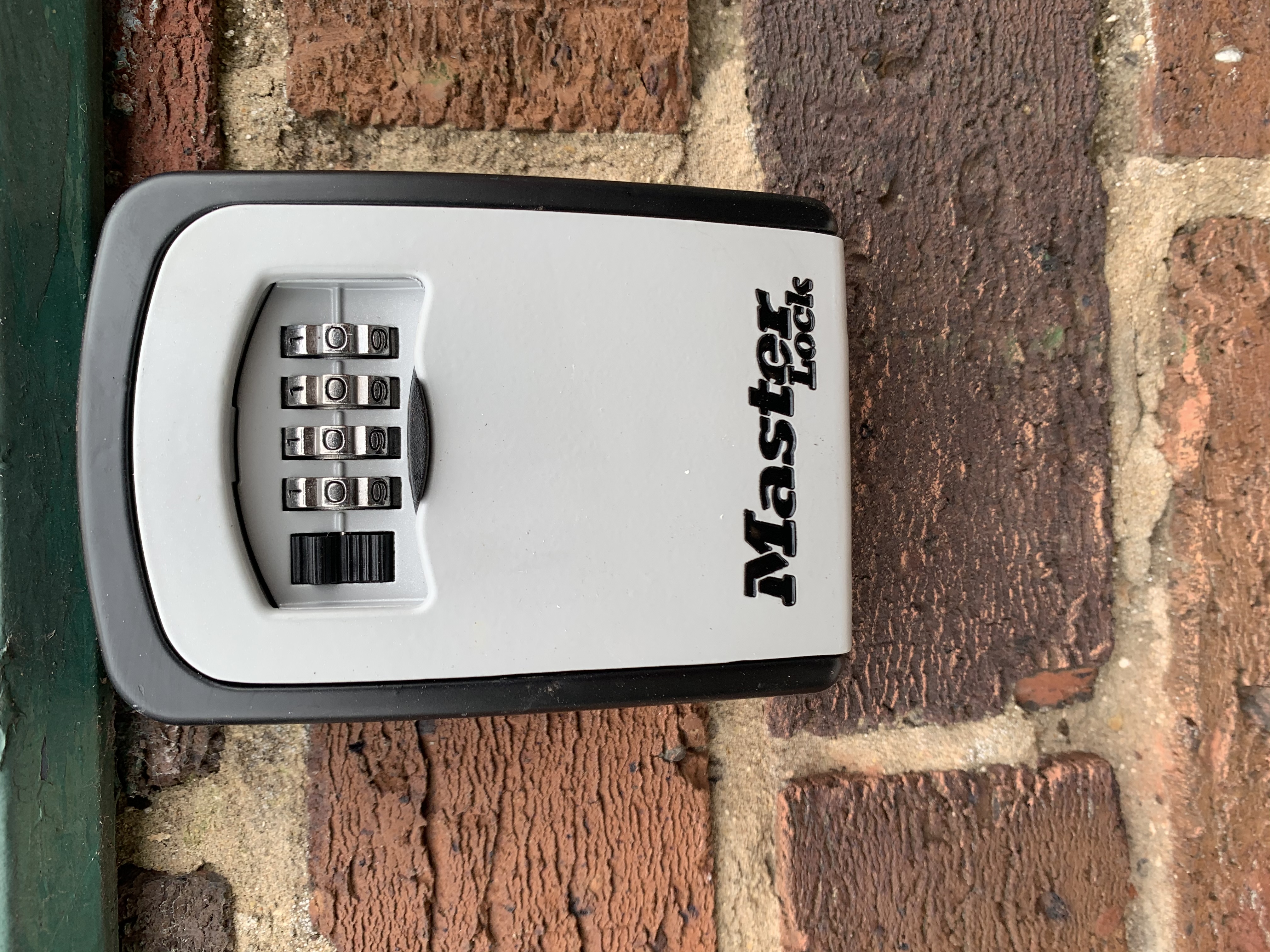 Key safe Locksmiths Gloucester